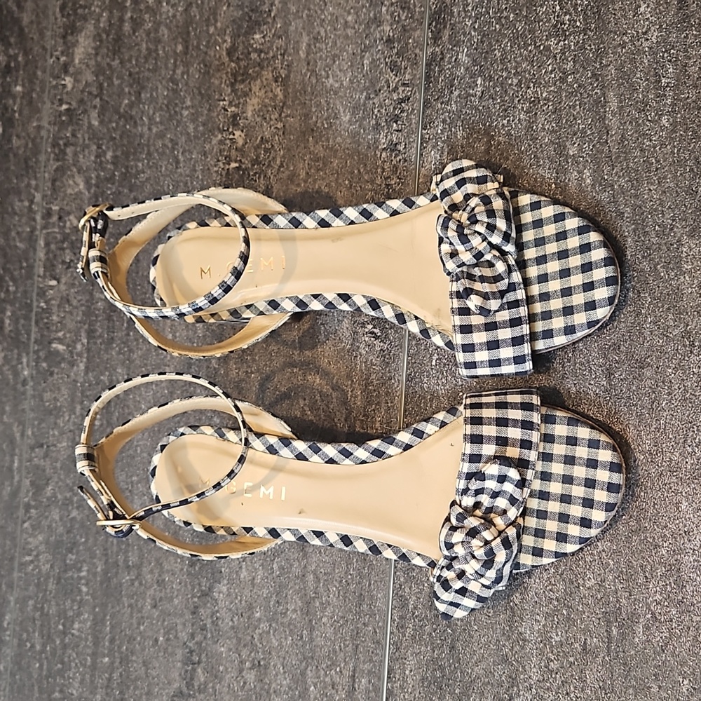 ⭐️M Gemi navy off white checked bow chunky heel sandals